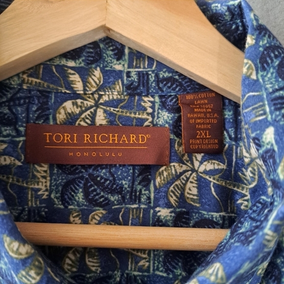 Tori Richard Honolulu Men's 2XL Tropical Print Short Sleeve Button Up Blue/Beige - Picture 3 of 6